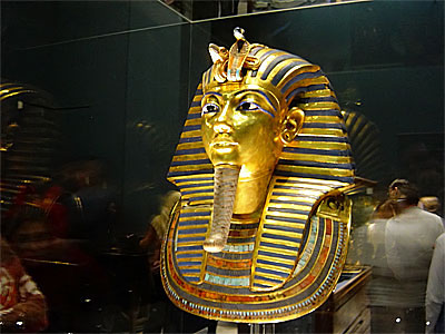 ツタンカーメンの黄金のマスク カイロ考古学博物館 高画質写真